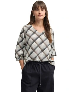 Blouse in Nuvela