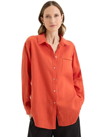 Volcanic colour