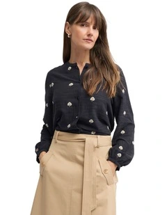 Queens Shirt in Navy