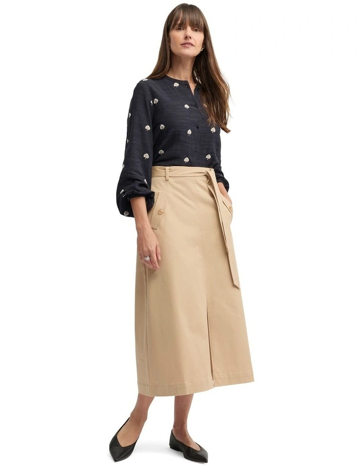 Queens Shirt in Navy image 3