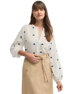 Queens Shirt in Ecru