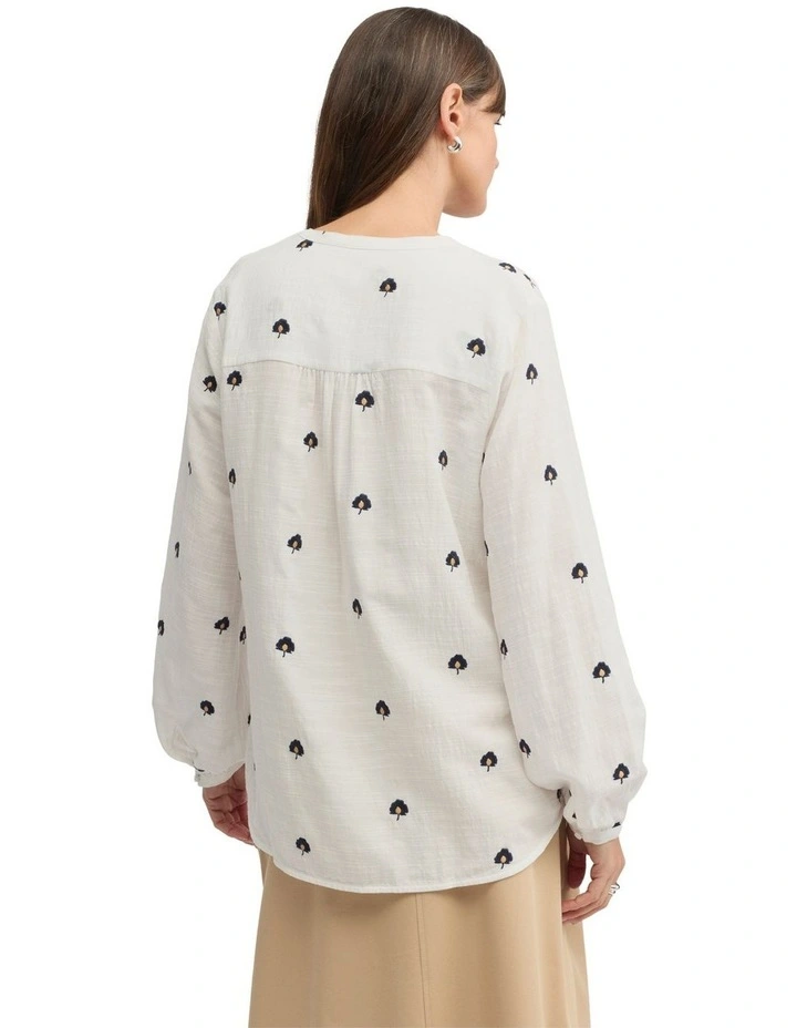 Queens Shirt in Ecru image 2