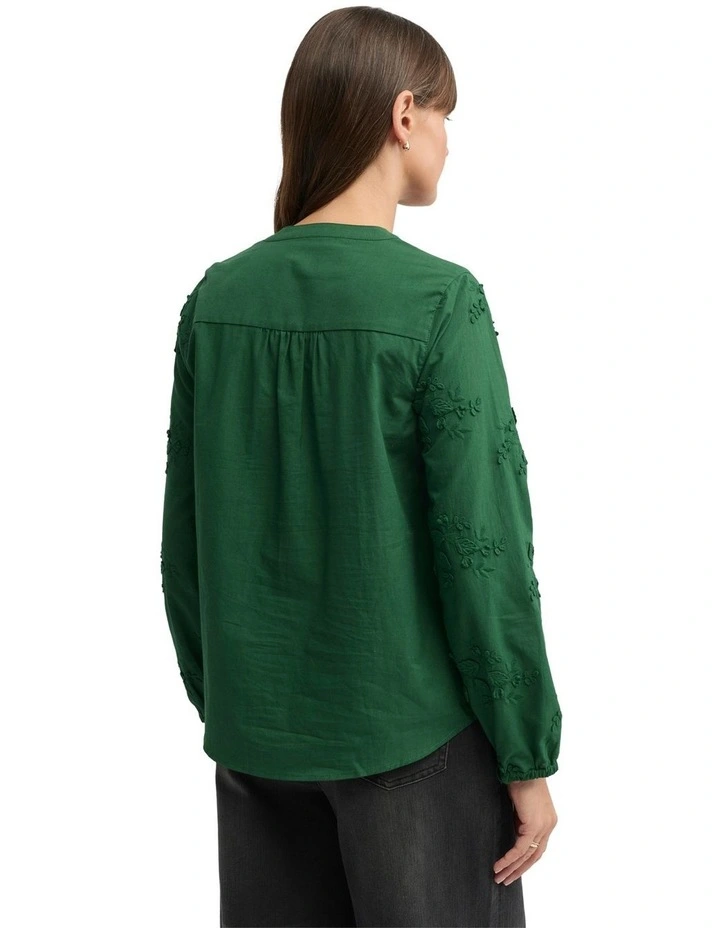 Dainty Shirt in Green image 2
