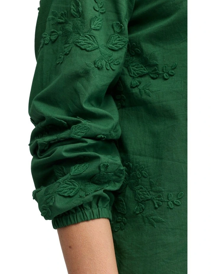 Dainty Shirt in Green image 4