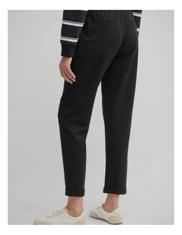 Arco Jogger image 2