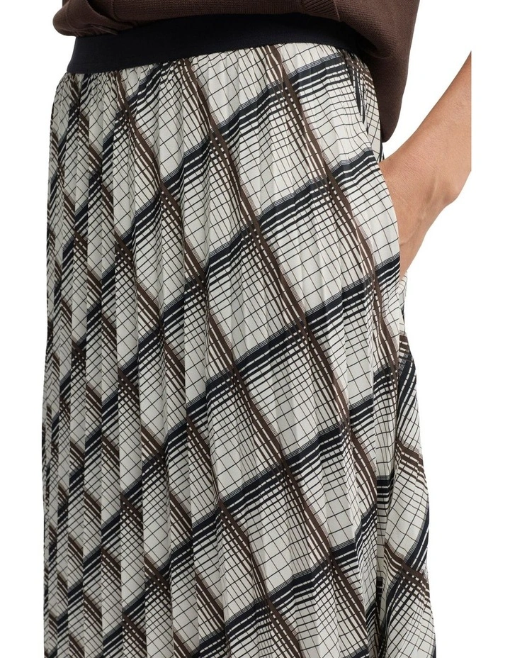 Skirt in Nuvela image 4