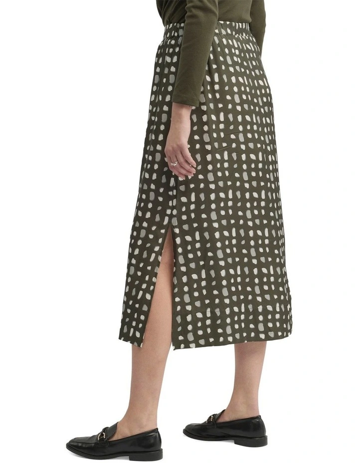 Yield Skirt in Green image 2