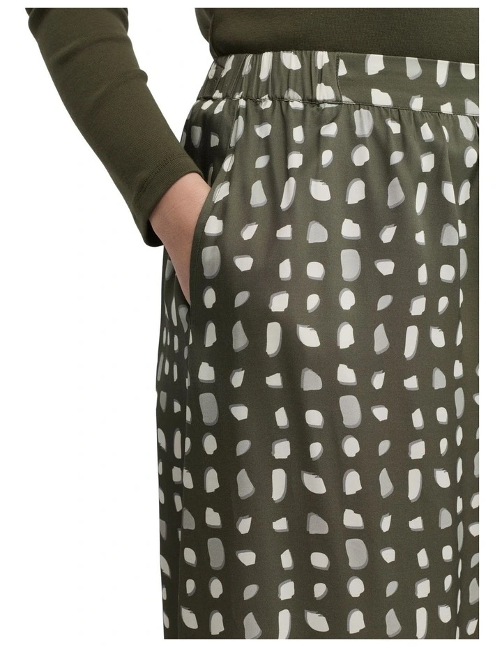 Yield Skirt in Green image 3
