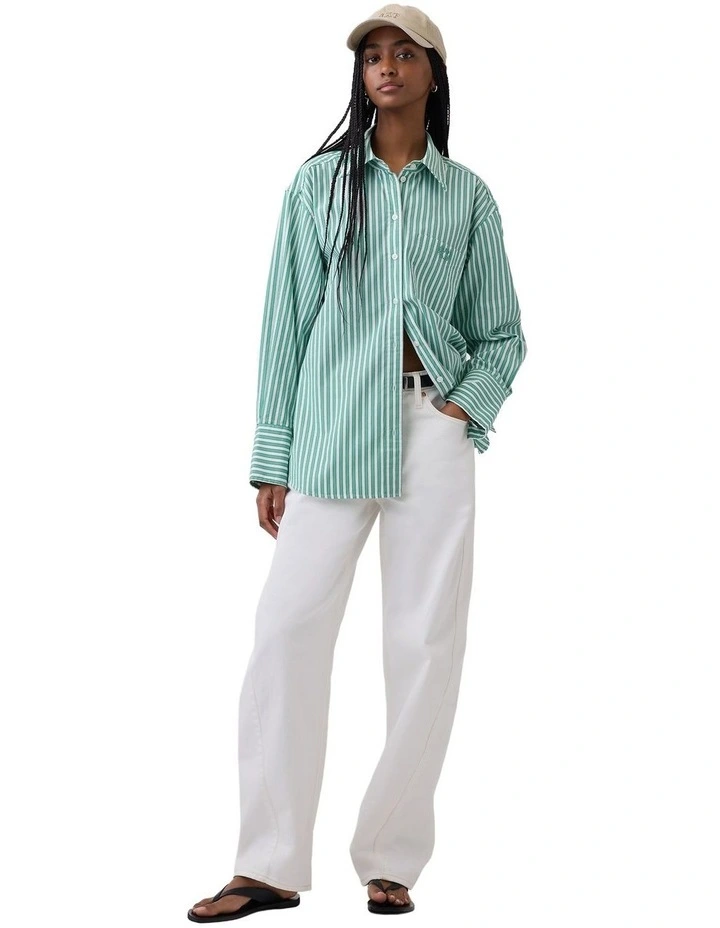 The Big Shirt in Embro image 4