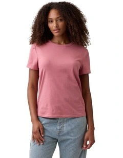Favorite Crewneck T-Shirt in Pink