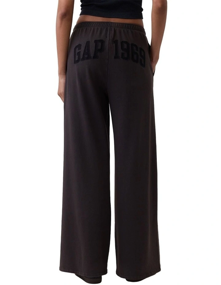 Intl 1969 Logo Baggy Pants in Black image 2