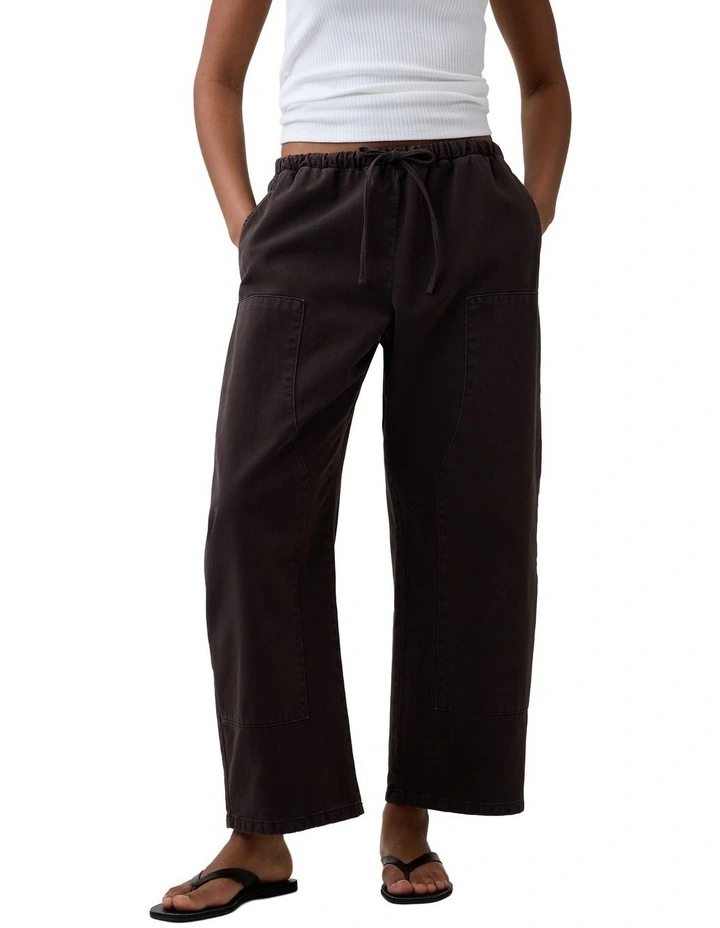 Easy Double-Knee Barrel Pants in Brown image 1