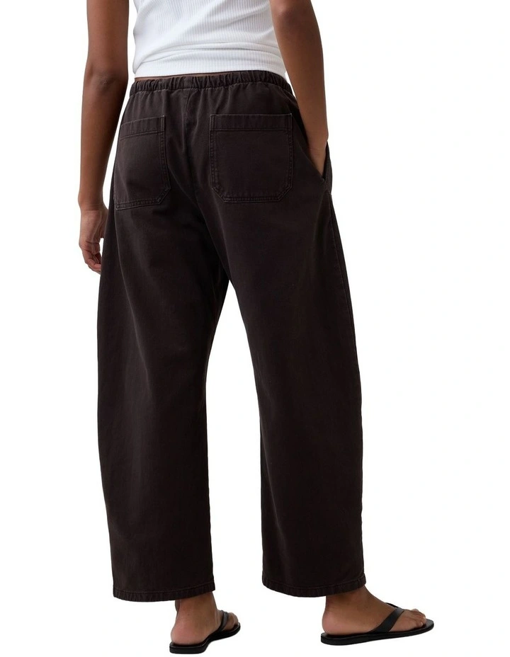 Easy Double-Knee Barrel Pants in Brown image 2