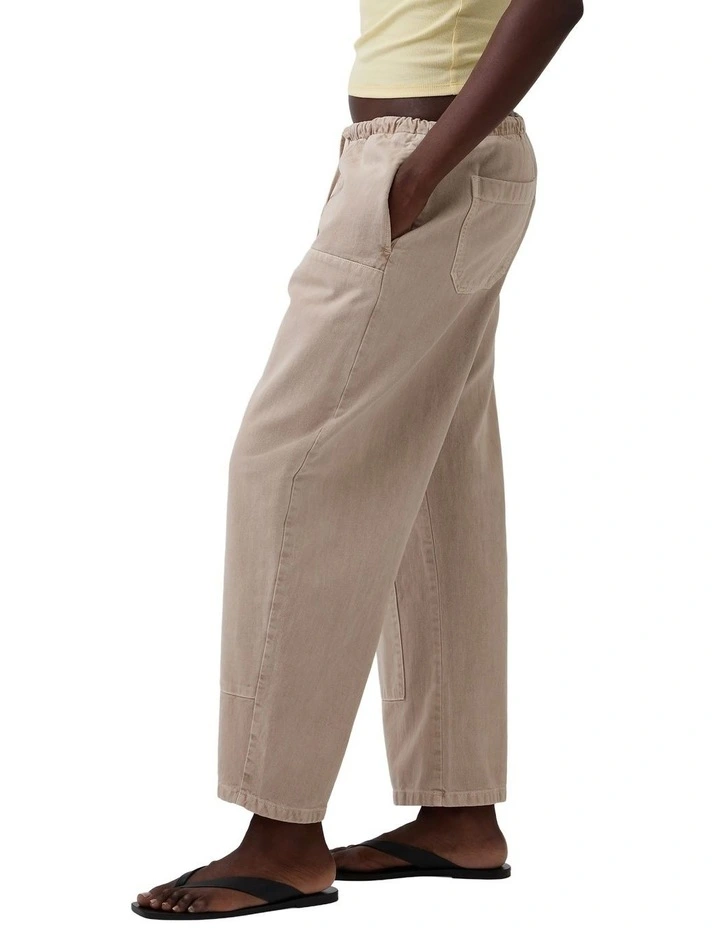 Easy Double-Knee Barrel Pants in Beige image 3