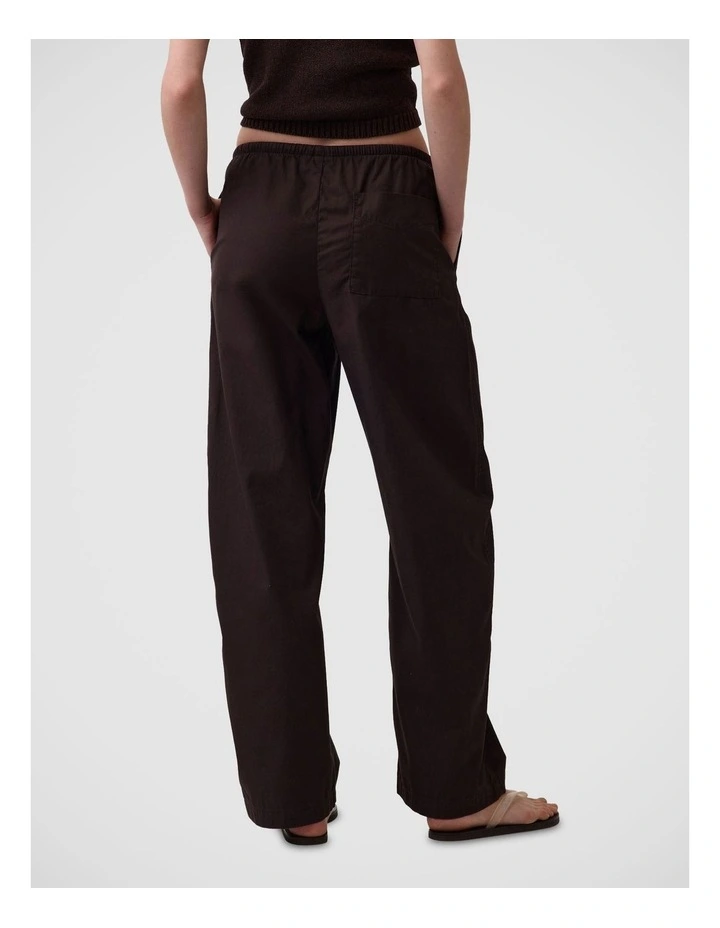 Poplin Easy Barrel Pants in Terra Brown image 2