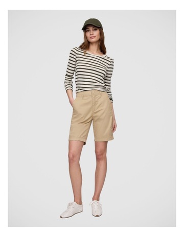 CLASSIC KHAKI colour