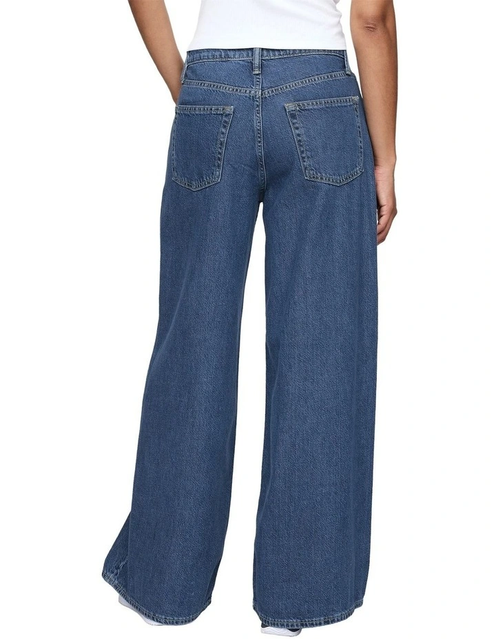 Baggy Mr Med Talia Jeans in Medium Indigo image 2
