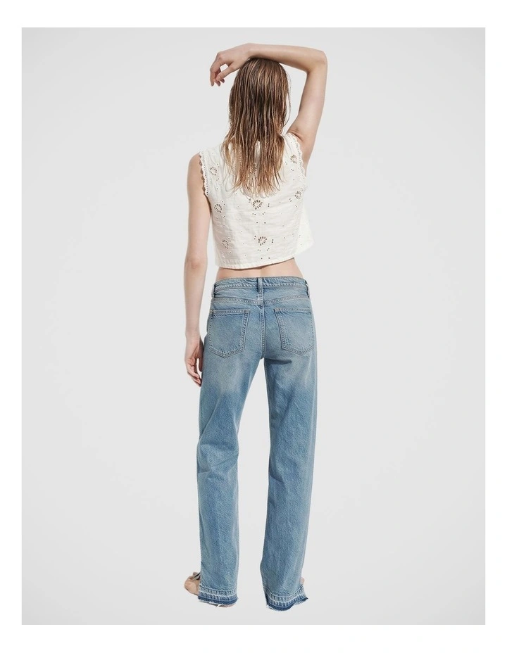 Low Rise '90s Loose Split-Hem Jeans image 2