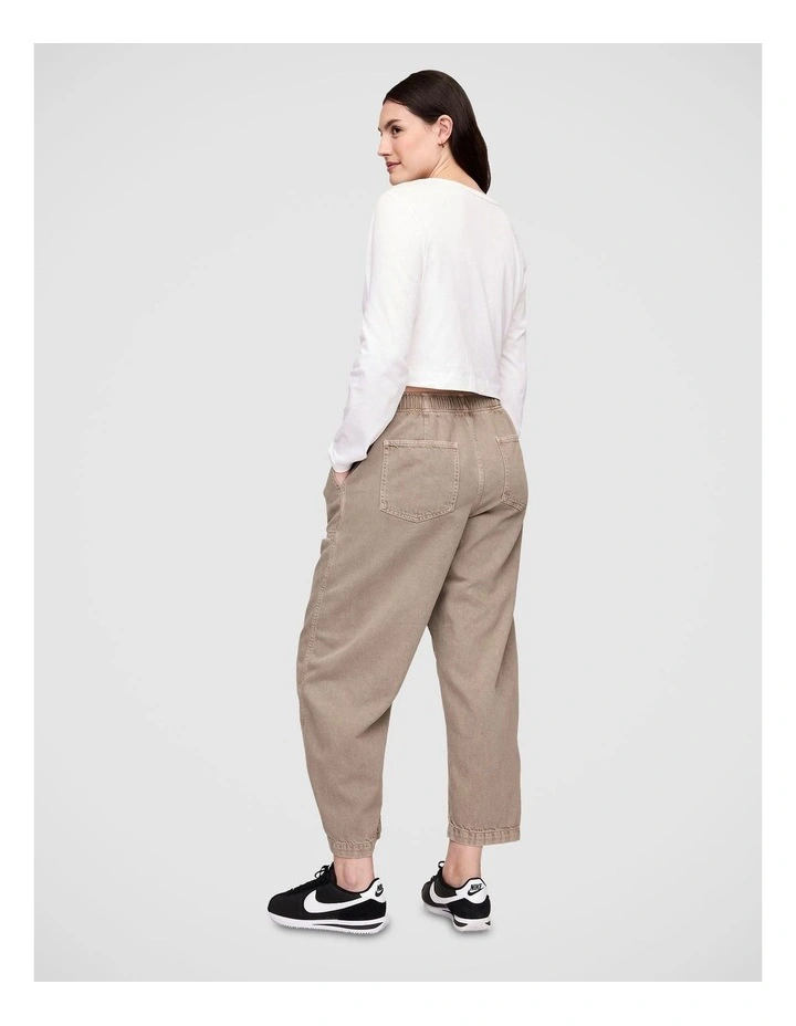 V-Pull On Barr Jeans in Cream image 4