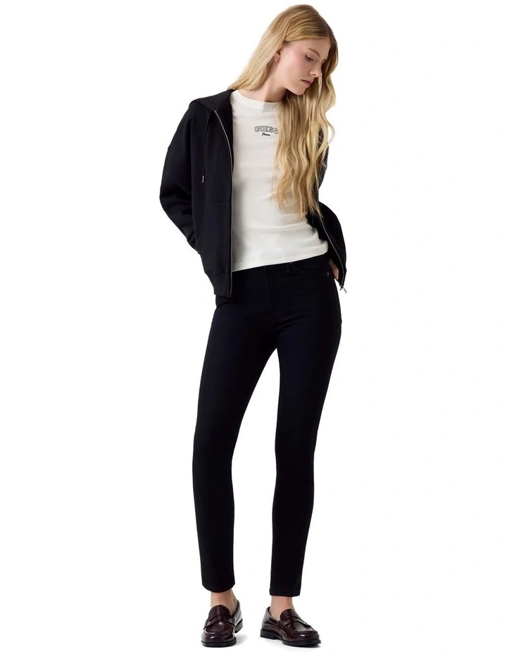 Embro Slim Tee in Sandy Shore image 2