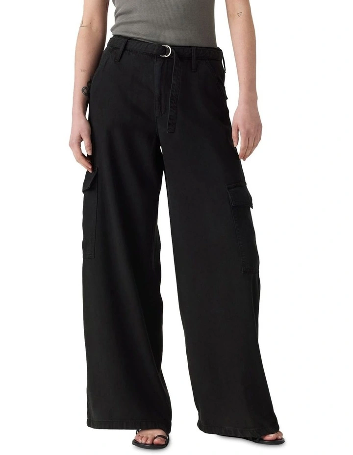 Baggy Dad Cargos in Drapey Caviar image 1