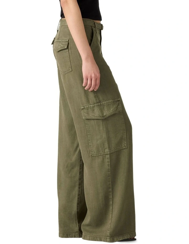 Baggy Dad Cargos in Green image 3