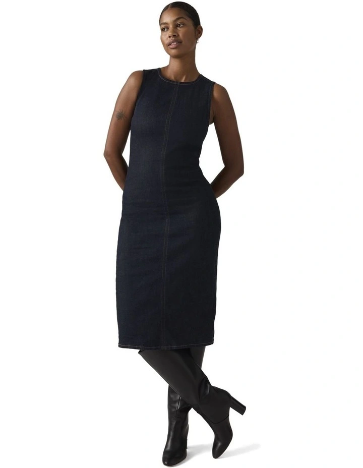 Column Dress in Fem Fatale image 4