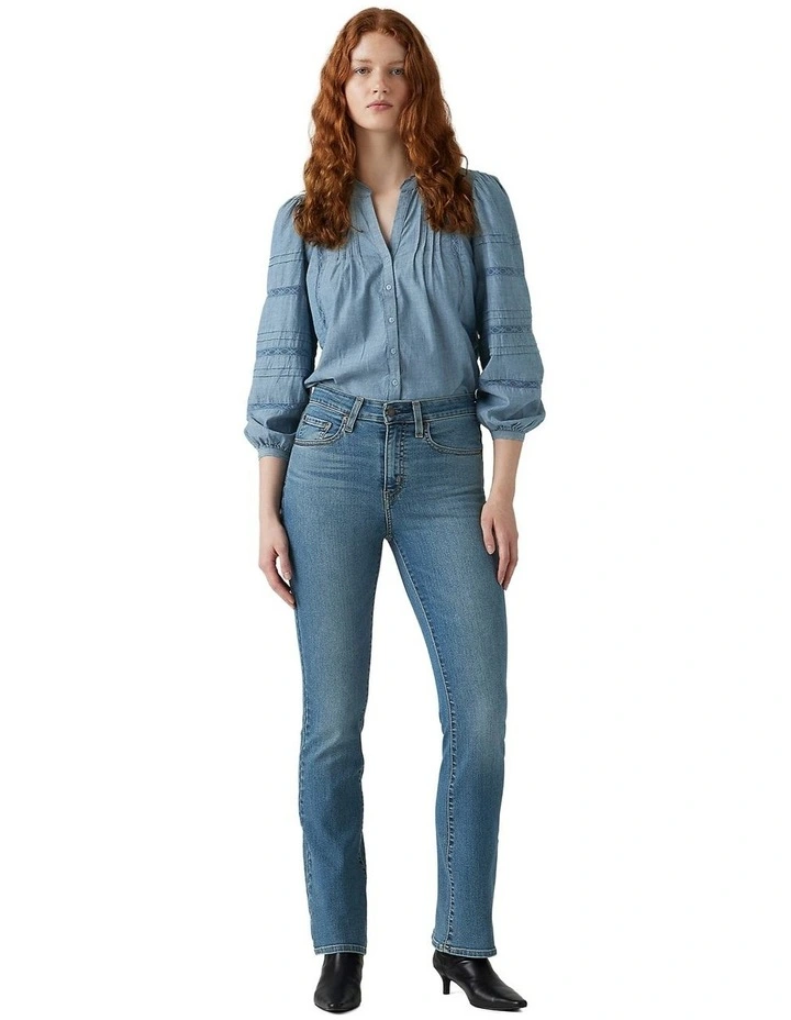 725 High-Rise Bootcut Jeans in Hint Of Tint image 5