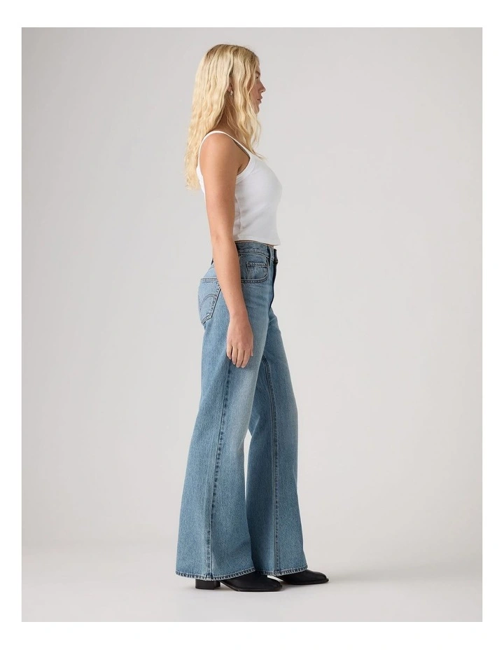 Cinch Flare Jeans in Handled That image 3