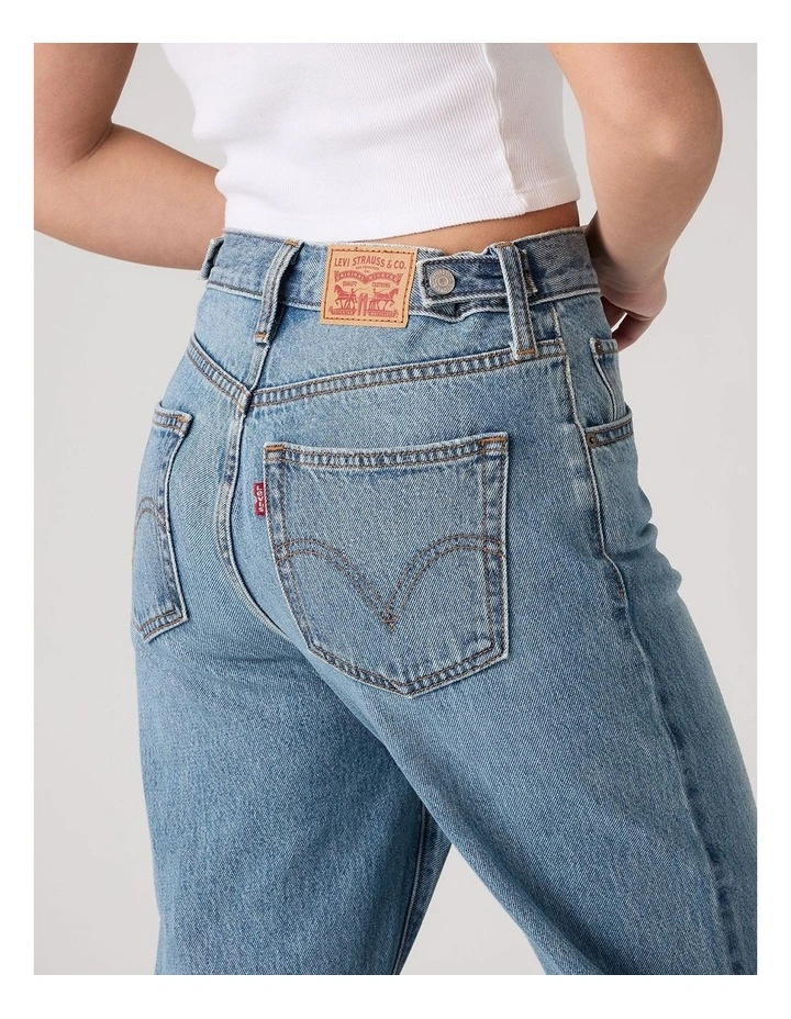 Cinch Flare Jeans in Handled That image 4