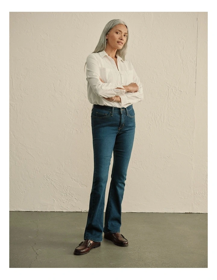 315 Shaping Bootcut Jeans in Eternal Indigo Dark Bright image 4
