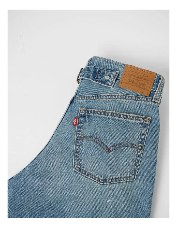 Loose Taper Jeans in Hi And Welcome image 5
