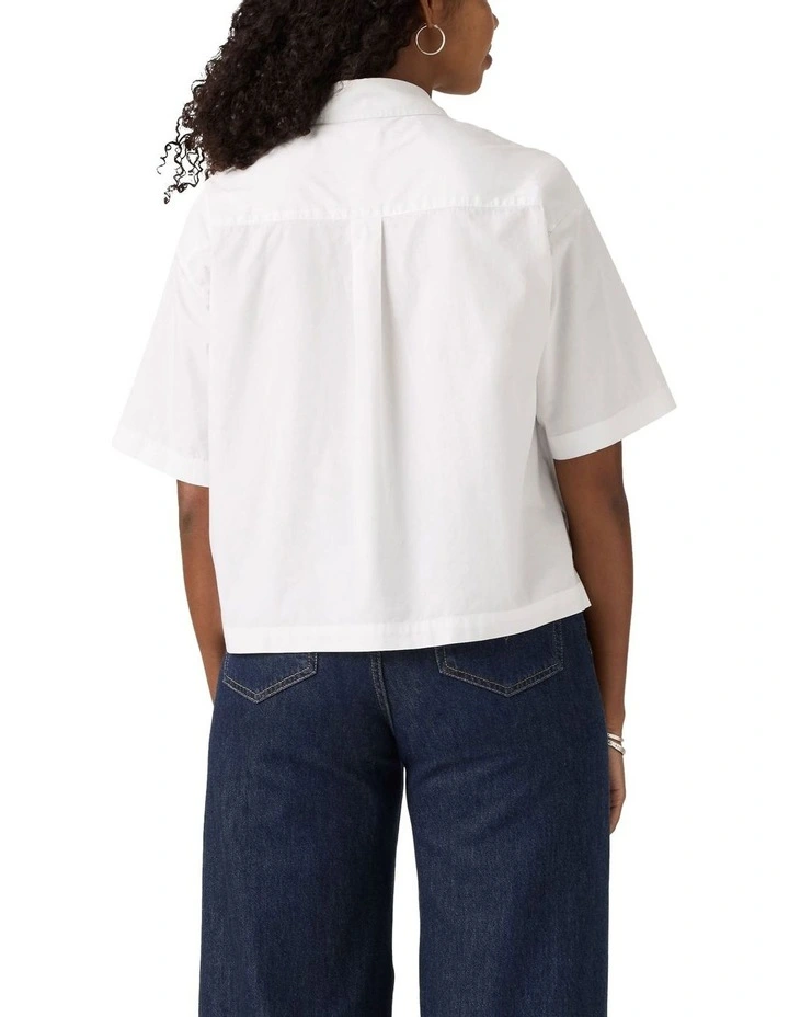 Harlie Short-Sleeve Cropped Shirt in Bright White image 2
