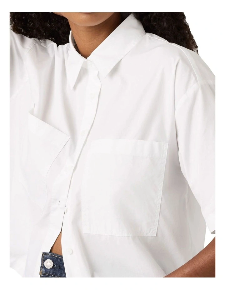 Harlie Short-Sleeve Cropped Shirt in Bright White image 4