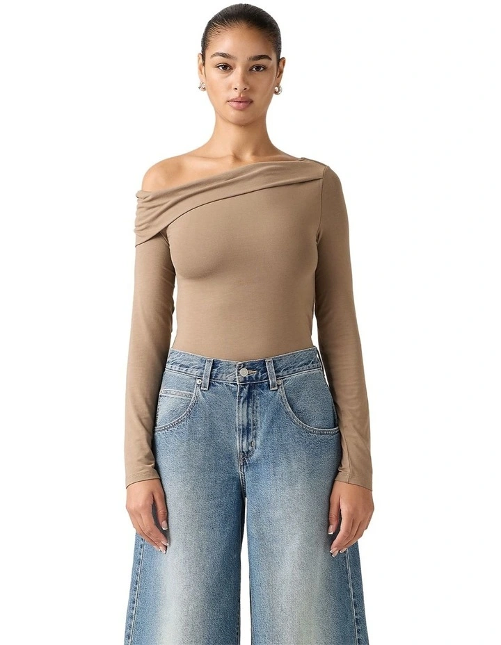 Clara Off Shoulder Long-Sleeve Top in Pine Bark image 1