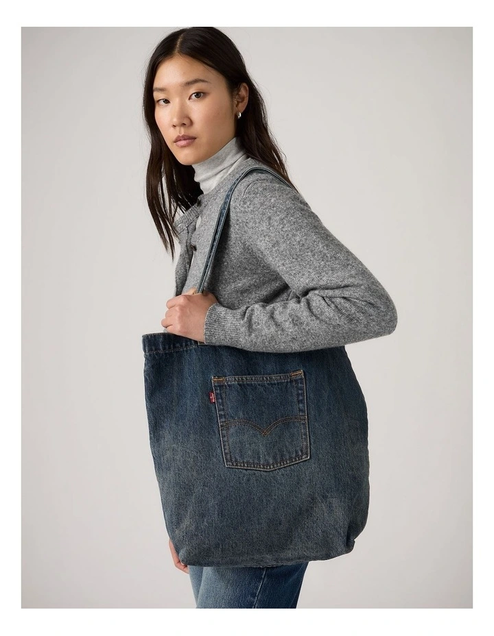 Levis Tote in Laid In The Meadow image 2