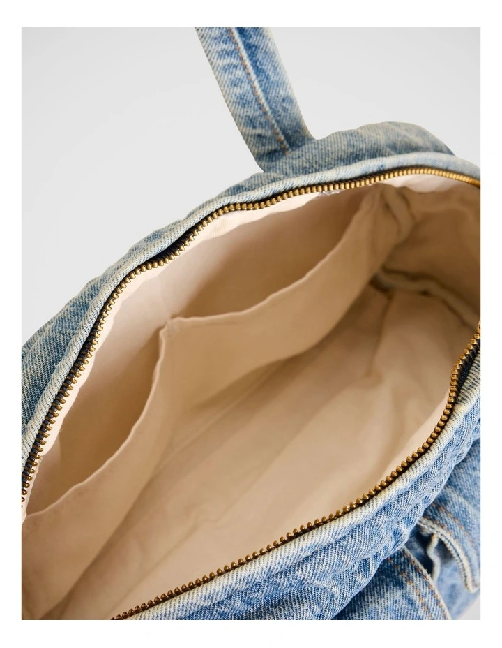 Blake Handbag in This Looks Cool image 4