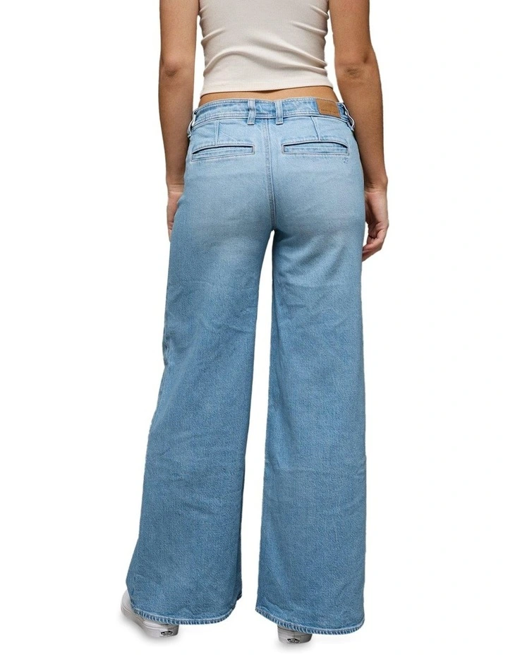 Stretch Mariner Jean in Faded Light image 2