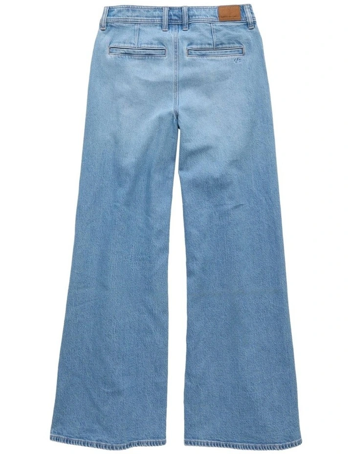 Stretch Mariner Jean in Faded Light image 4