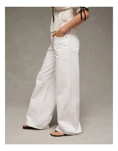Dreamy Drape Strigid Low-Rise Baggy Ultra-Wide Leg Jeans in Fresh White