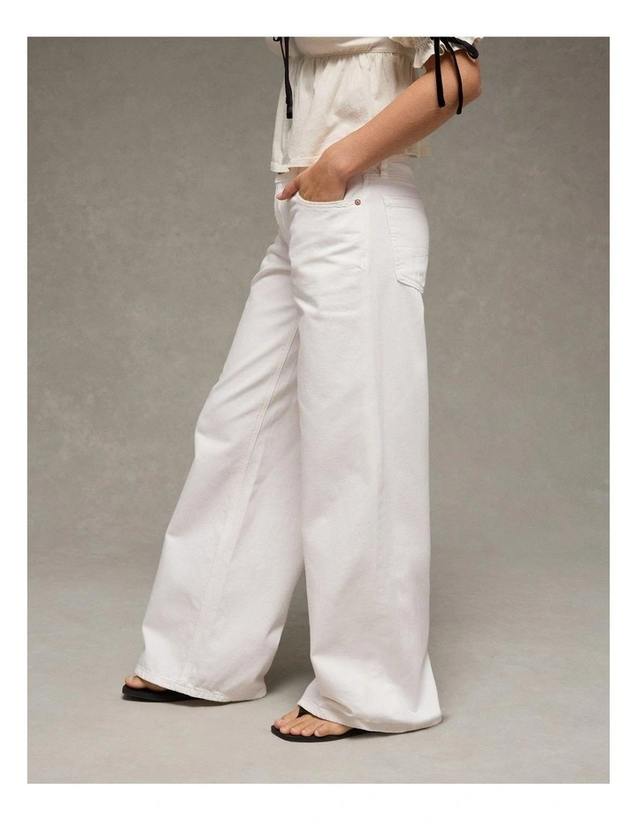 Dreamy Drape Strigid Low-Rise Baggy Ultra-Wide Leg Jeans in Fresh White image 1