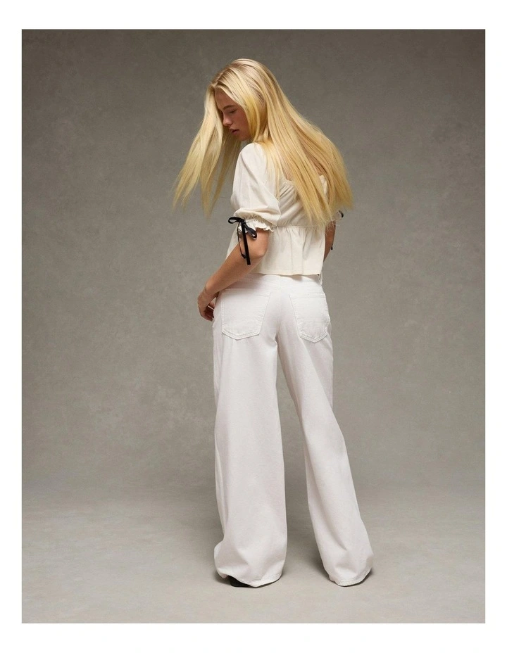 Dreamy Drape Strigid Low-Rise Baggy Ultra-Wide Leg Jeans in Fresh White image 2