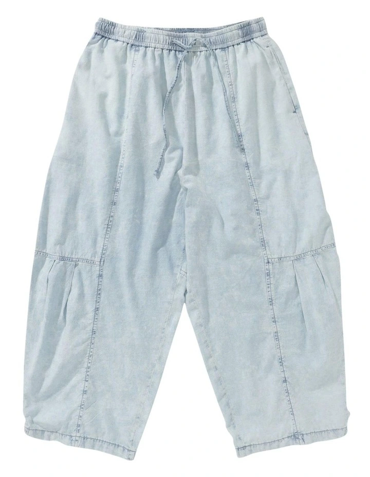 Soft Barrel Pant in Light Wash image 3