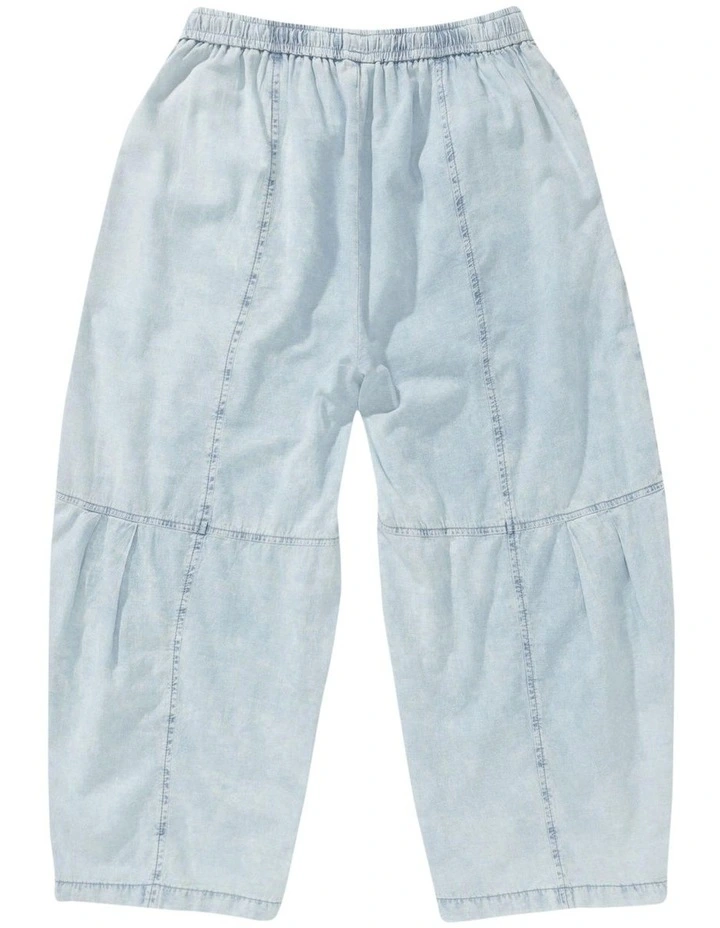 Soft Barrel Pant in Light Wash image 4