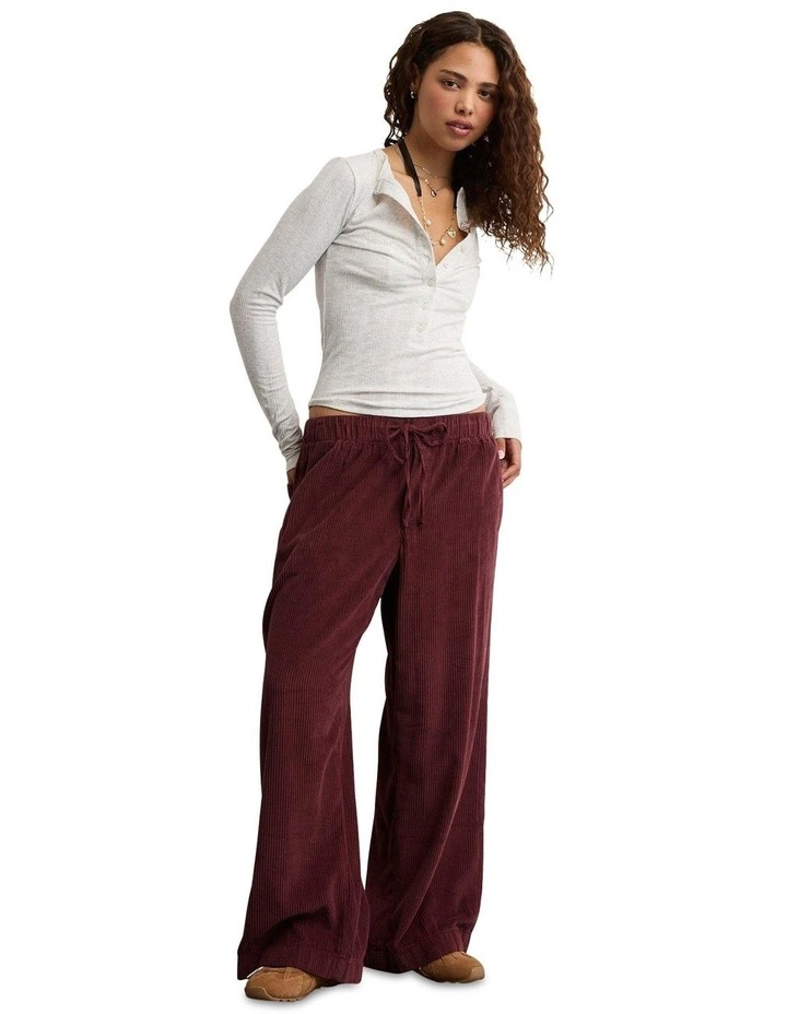 Stretch Corduroy Low-Rise Baggy Wide-Leg Pant in Faded Raisin image 1