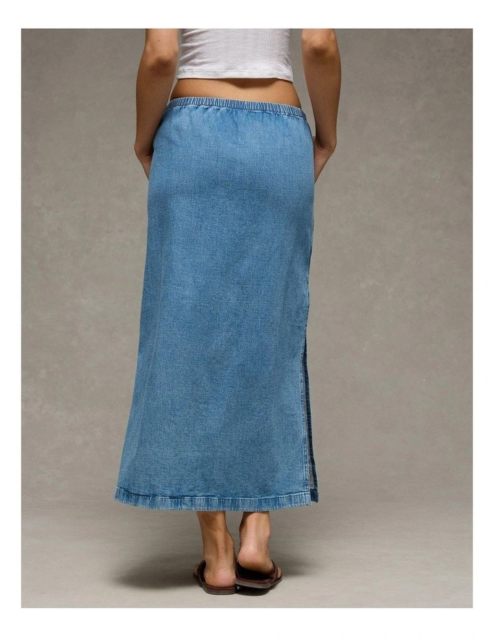 Dreamy Drape Pull-On Maxi Skirt in Medium Wash image 2