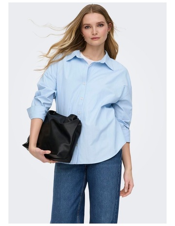 Chambray Blue colour