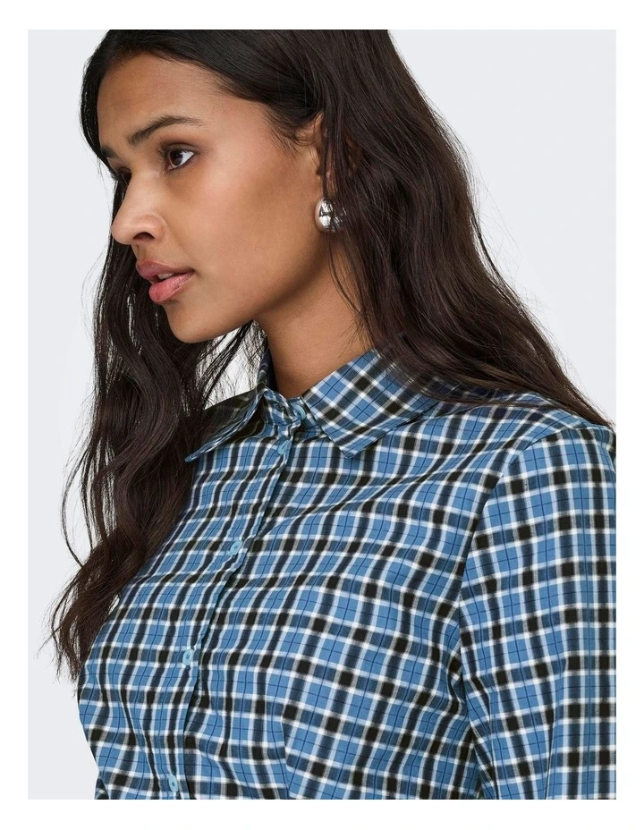 Marlo Fitted Check Shirt in Blue image 5