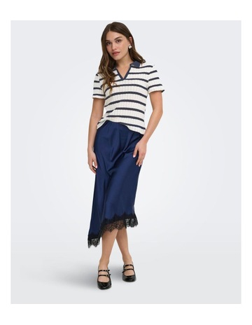 Cloud Dancer Navy colour