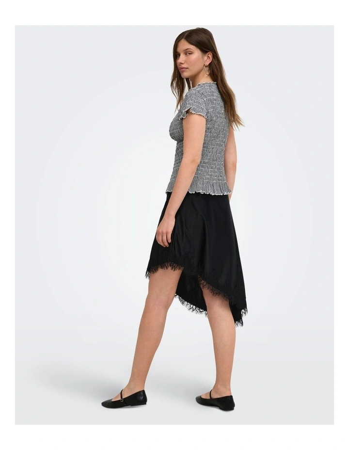 Celle Top in Black image 2